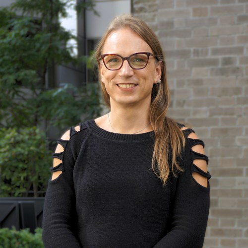 Dr. Ceecee Holz
